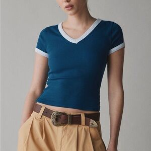 Urban Outfitters BDG Too Perfect V-Neck Tee Dark Blue S NWT